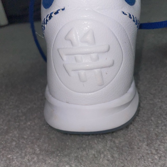 Nike kyrie flytrap 3 white varsity royals - Picture 2 of 3